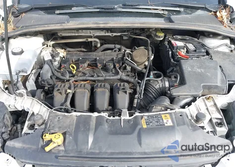 2014 Ford Focus Se z USA, uszkodzony, nr VIN 1FADP3F2XEL455506